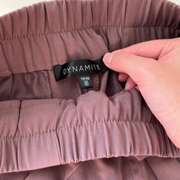 Lounge-y shorts - Picture 2 of 5